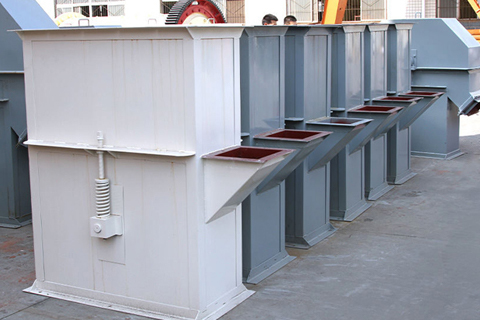 斗式提升机实拍图