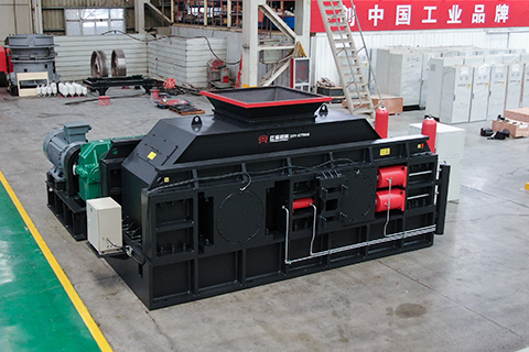 液压对辊破碎机实拍图