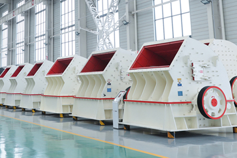 PCX型锤式整形破碎机实拍图